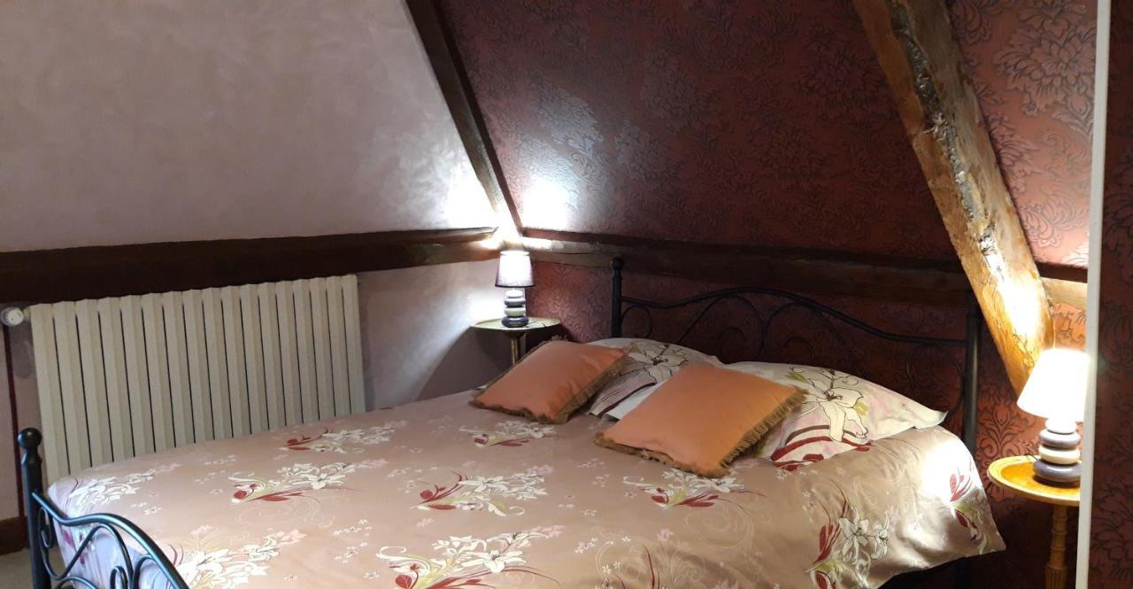 Le Chalet Suisse - Chambre Papillons Le Vicel Luaran gambar