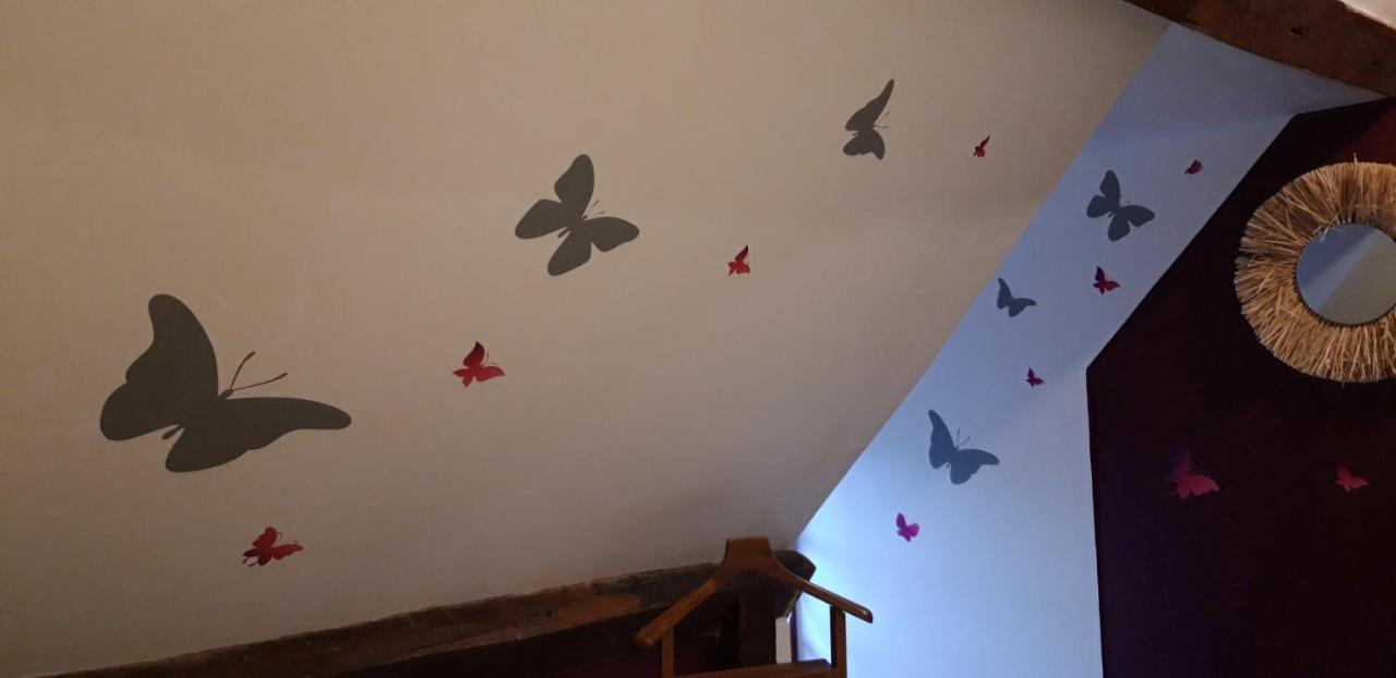 Le Chalet Suisse - Chambre Papillons Le Vicel Luaran gambar
