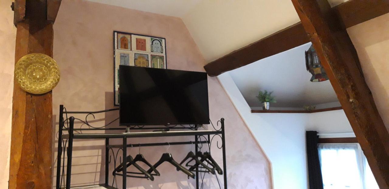 Le Chalet Suisse - Chambre Papillons Le Vicel Luaran gambar